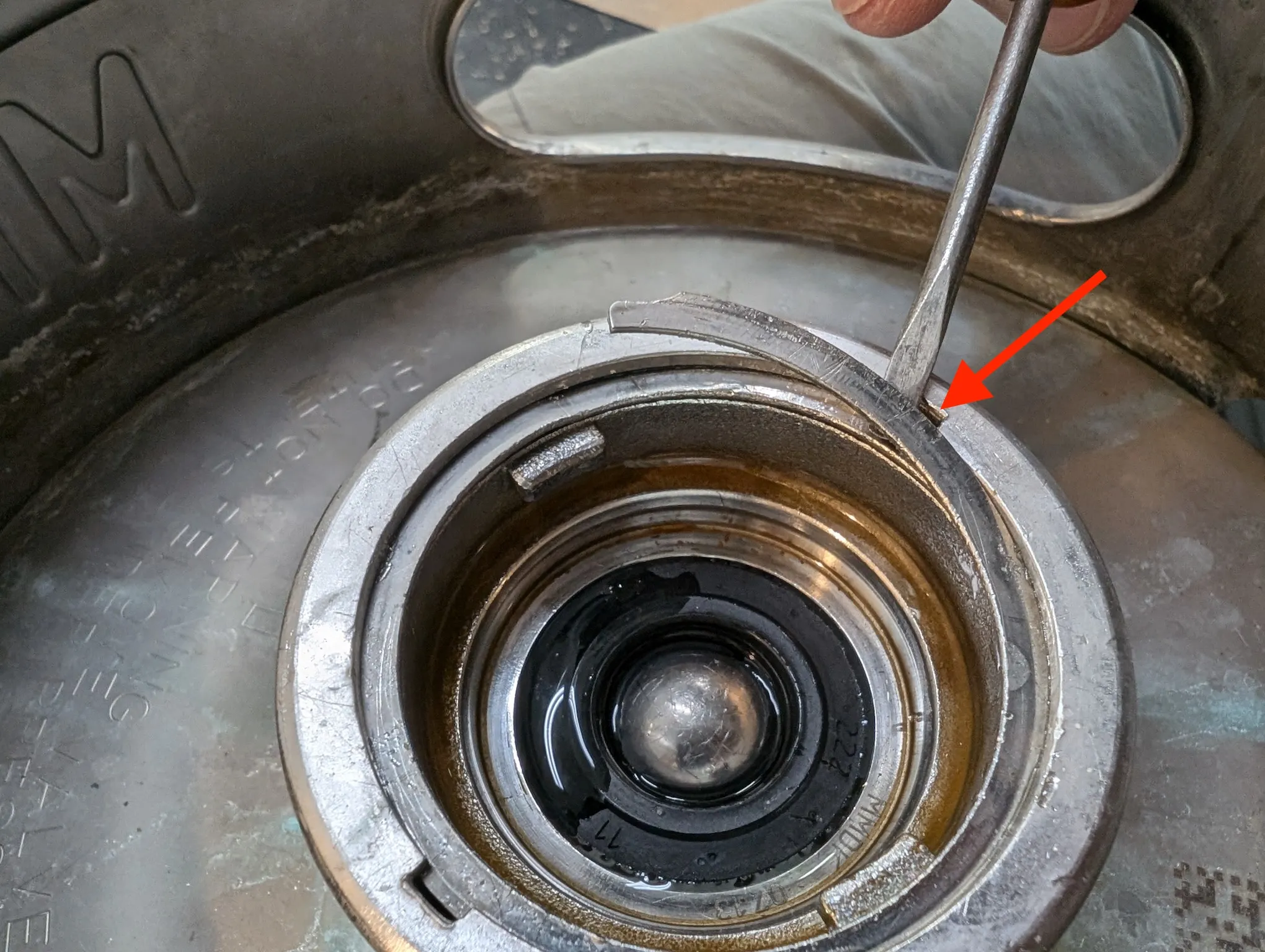Lock Ring Removal 2